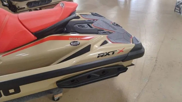 Slide: The Image of Sea-Doo RXT-X 2025 - 7