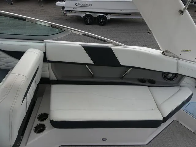 Slide: The Image of Regal 26 OBX 2019 - 20