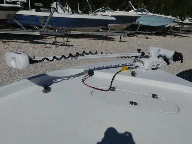 Slide: The Image of Yellowfin 24 2008 - 11