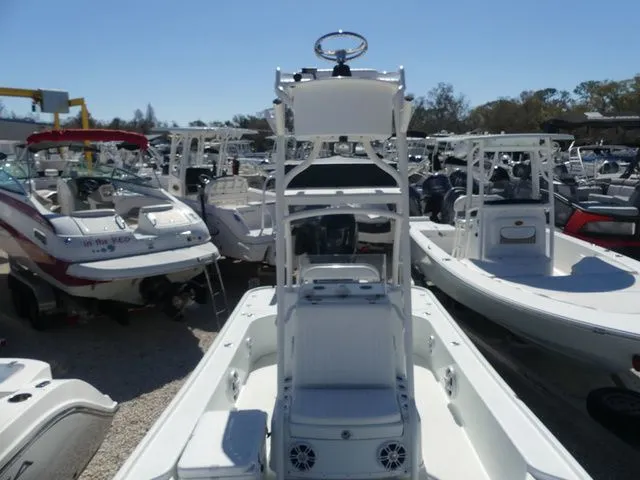 Slide: The Image of Yellowfin 24 2008 - 14