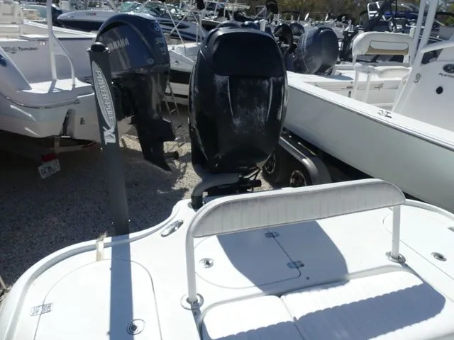 Slide: The Image of Yellowfin 24 2008 - 5