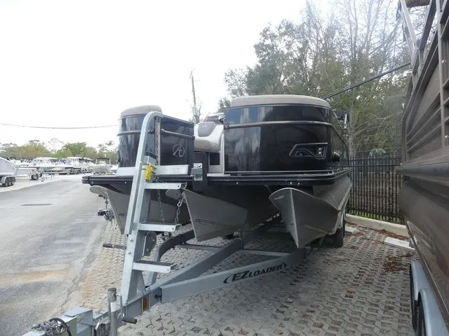 Slide: The Image of Avalon Catalina Versatile Rear Bench 23 FT 2021 - 3