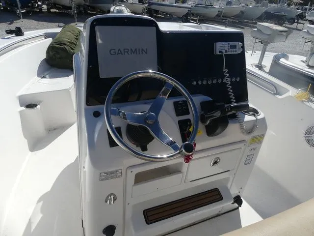 Slide: The Image of Tidewater 198 CC Adventure 2016 - 5