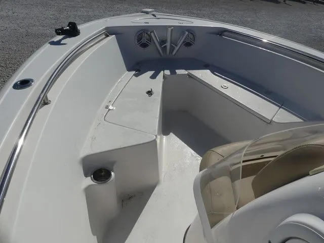 Slide: The Image of Tidewater 198 CC Adventure 2016 - 8