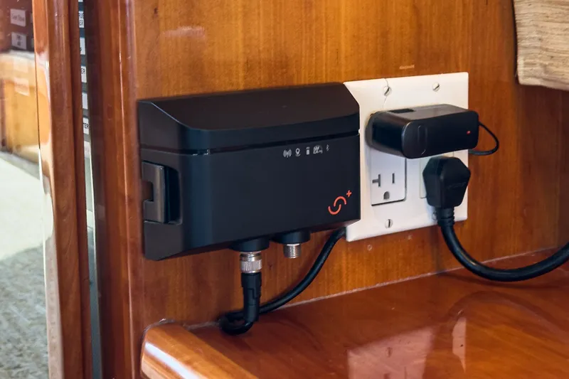 Slide: The Image of Navigator 56 Classic 2001 - 46