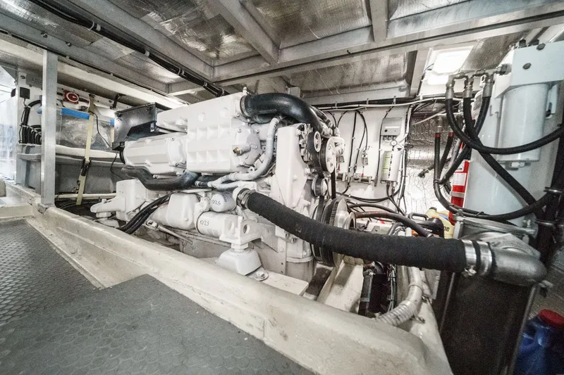 Slide: The Image of Navigator 56 Classic 2001 - 68