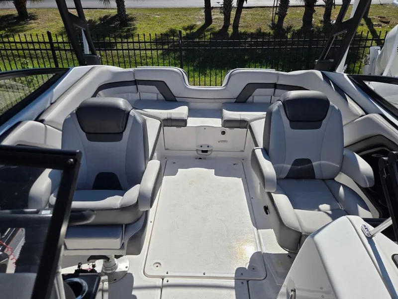 Slide: The Image of Yamaha AR240 2018 - 11