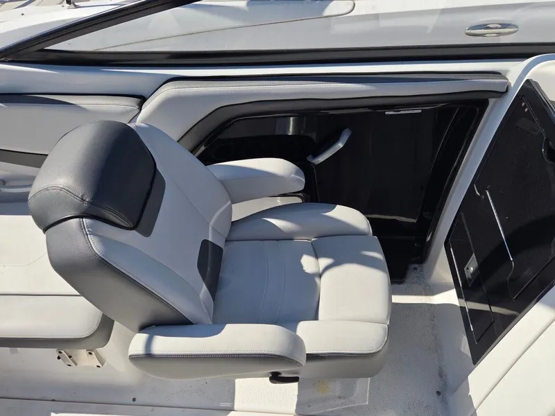 Slide: The Image of Yamaha AR240 2018 - 12