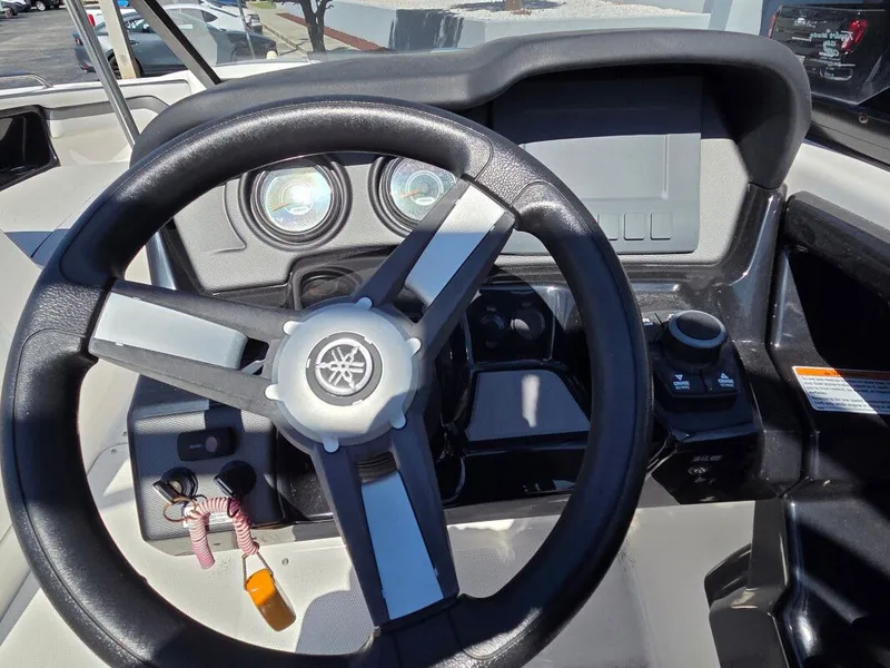 Slide: The Image of Yamaha AR240 2018 - 14