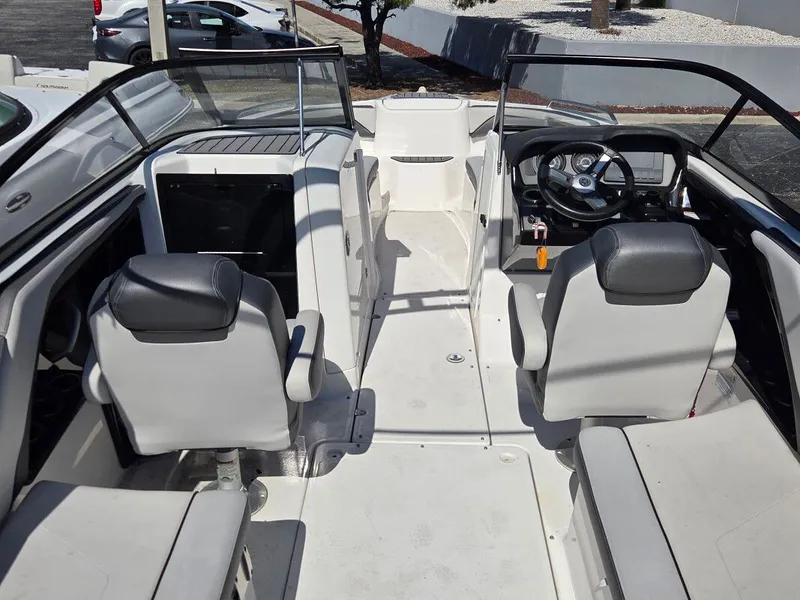 Slide: The Image of Yamaha AR240 2018 - 9