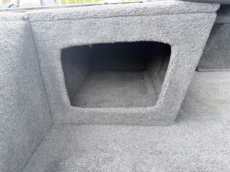 Slide: The Image of Tracker Pro 170 2021 - 29