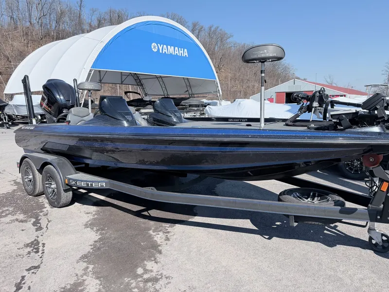 Slide: The Image of Skeeter ZX250 2020 - 18