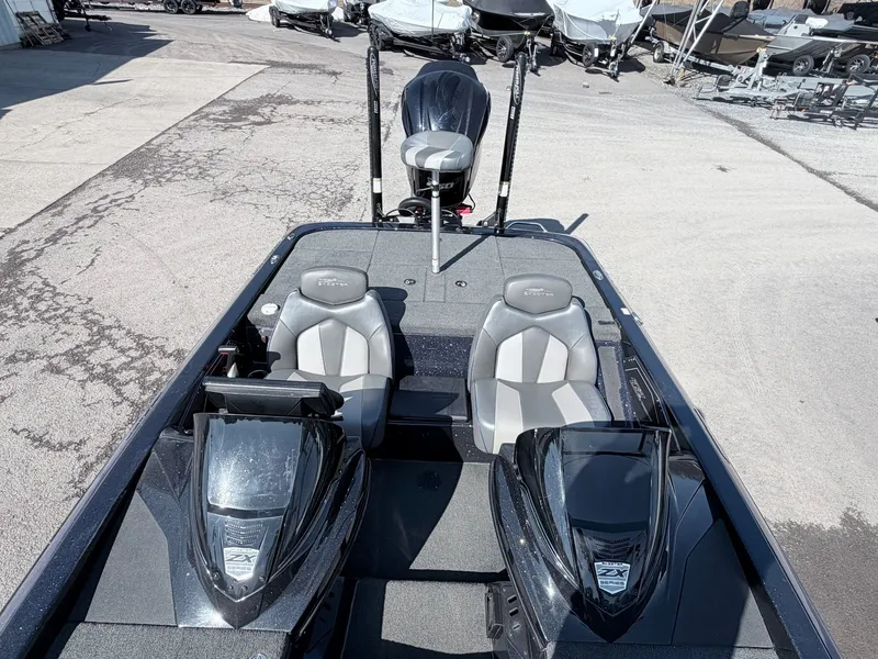 Slide: The Image of Skeeter ZX250 2020 - 20