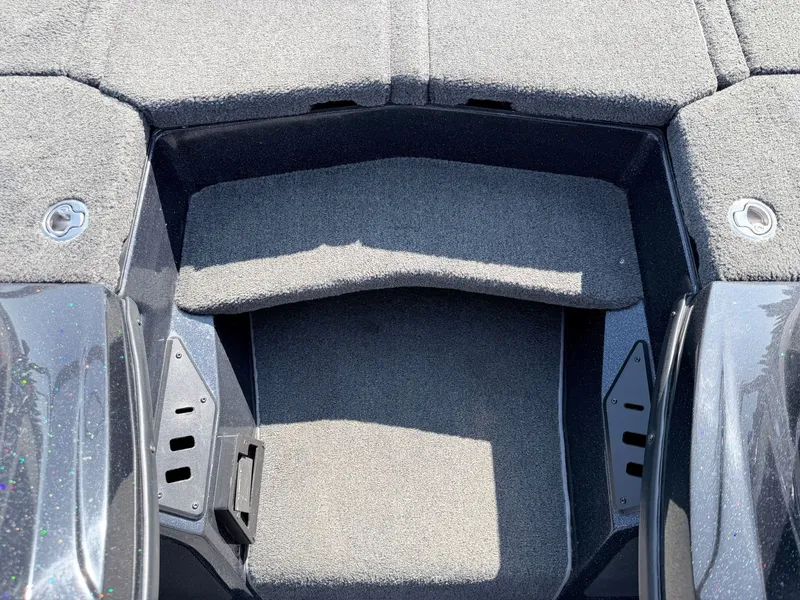 Slide: The Image of Skeeter ZX250 2020 - 21