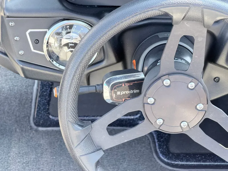 Slide: The Image of Skeeter ZX250 2020 - 23