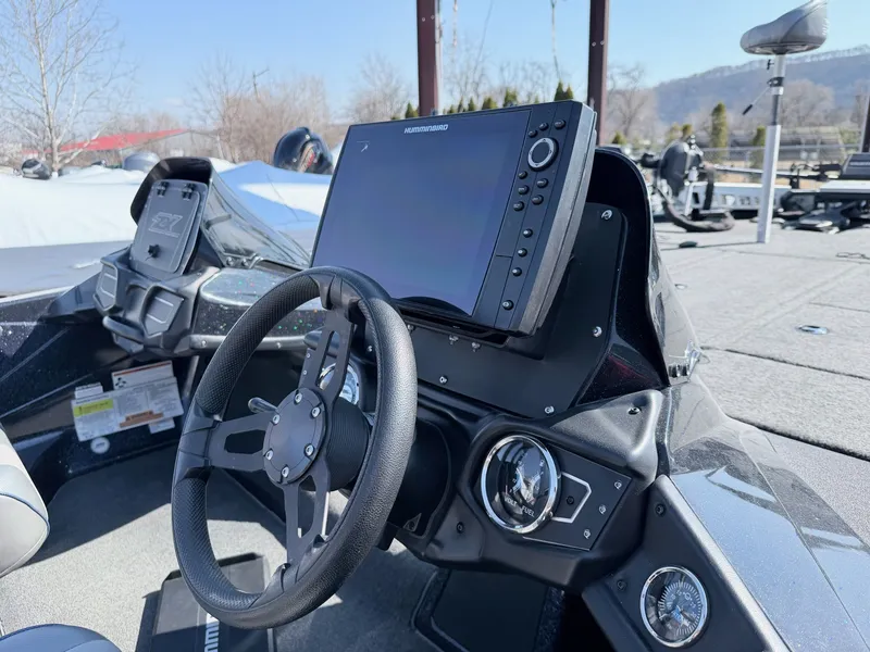 Slide: The Image of Skeeter ZX250 2020 - 27