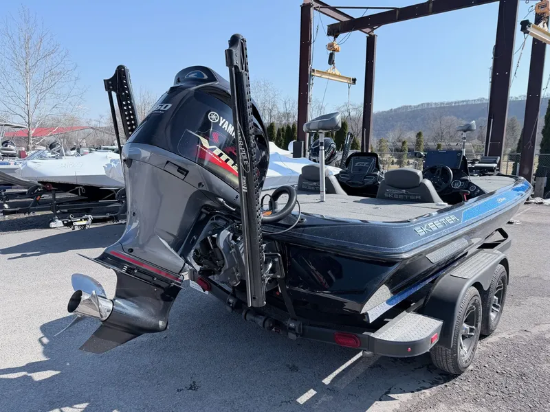 Slide: The Image of Skeeter ZX250 2020 - 32