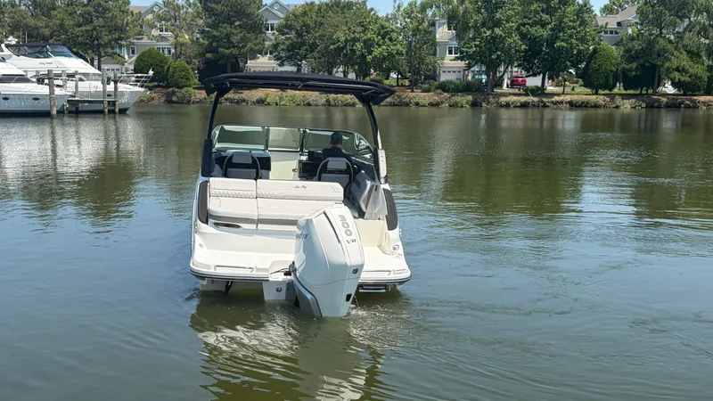 Slide: The Image of Sea Ray SLX 260 Outboard 2026 - 2