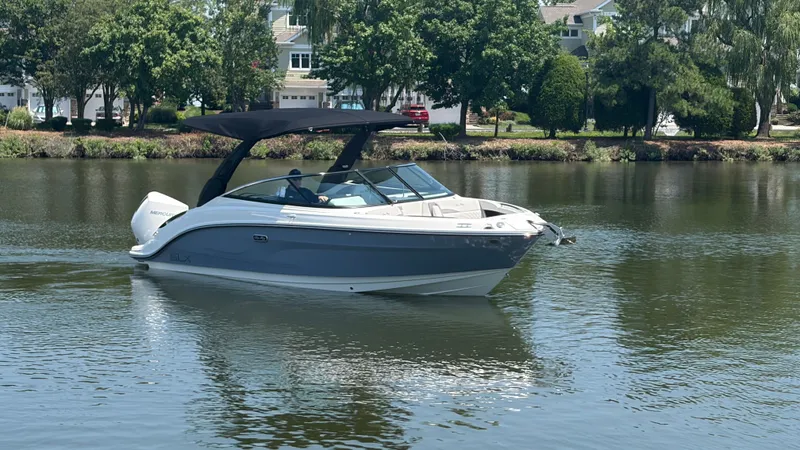 Slide: The Image of Sea Ray SLX 260 Outboard 2026 - 7
