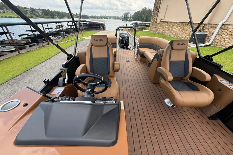 Slide: The Image of 2026 Bentley Pontoons Elite 253 Admiral interior with luxurious seating and modern design. - 5