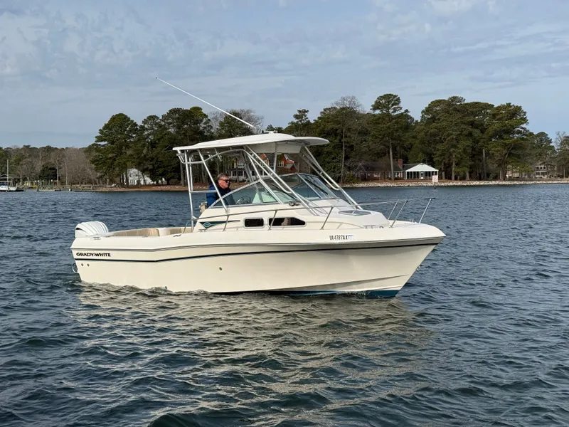 The Image of 2001 Grady-White Gulfstream 232 boat on calm water. - 0