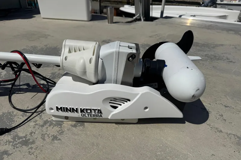 Slide: The Image of Minn Kota Ulterra trolling motor on a 2025 Blackwater 23 Bay boat. - 75