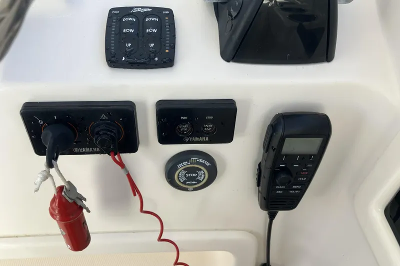 Slide: The Image of Control panel of 2019 Grady-White Freedom 307 boat with Yamaha equipment. - 10