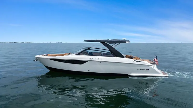 Slide: The Image of 2023 Cobalt R35 - Image 6 - 6