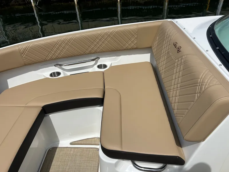 Slide: The Image of Sea Ray SDX 250 Outboard 2026 - 24