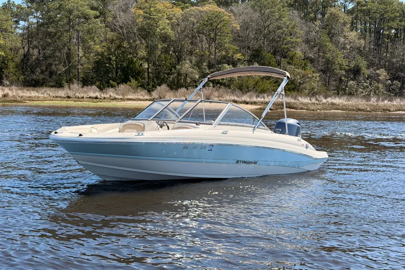 The Image of Stingray 191 DC 2018 - undefined