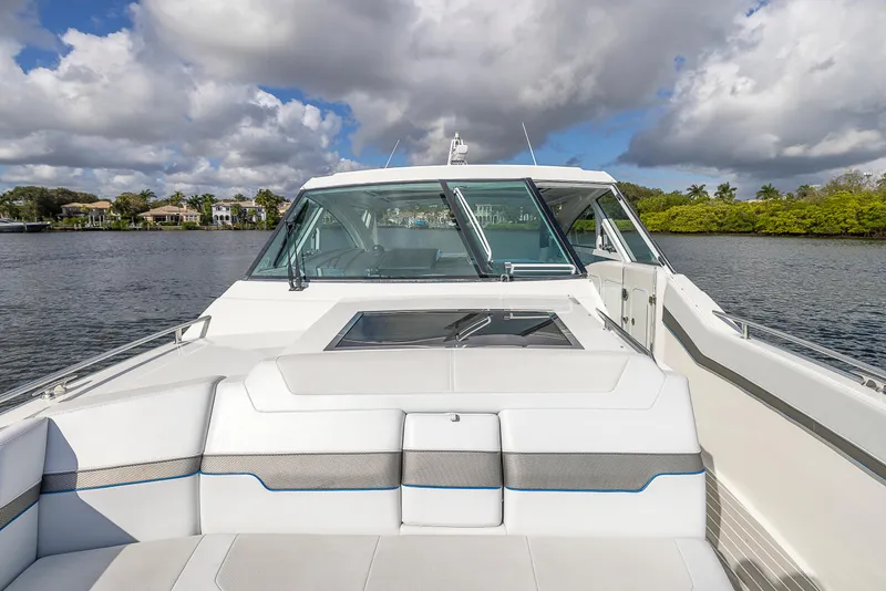 Slide: The Image of Formula 430 Super Sport Crossover 2019 - 66