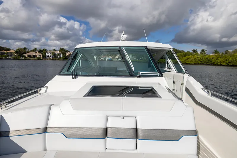 Slide: The Image of Formula 430 Super Sport Crossover 2019 - 67