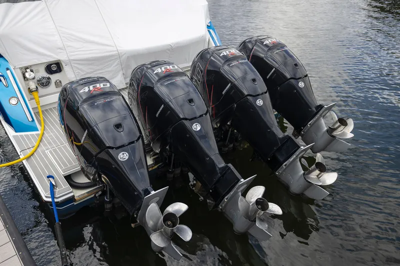 Slide: The Image of Formula 430 Super Sport Crossover 2019 - 87