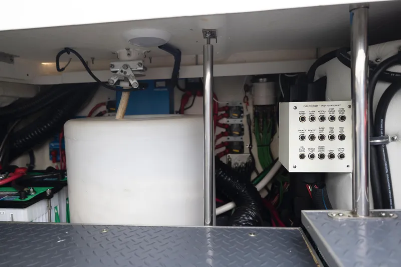 Slide: The Image of Formula 430 Super Sport Crossover 2019 - 93