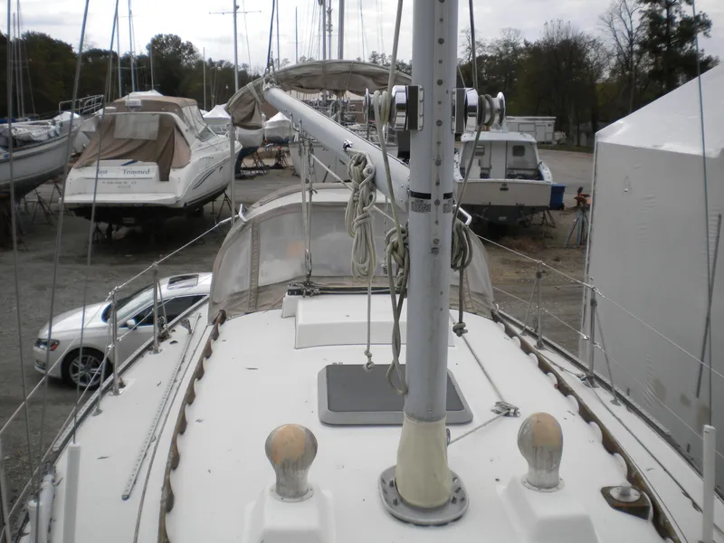 Slide: The Image of 1980 Sabre 34 MK II sailboat in harbor, foredeck view. - 30
