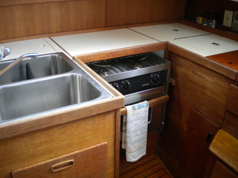 Slide: The Image of Galley area of a 1980 Sabre 34 MK II yacht. - 36