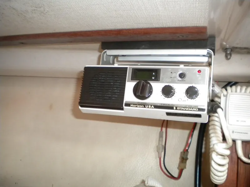 Slide: The Image of Radio device in a 1980 Sabre 34 MK II yacht. - 45