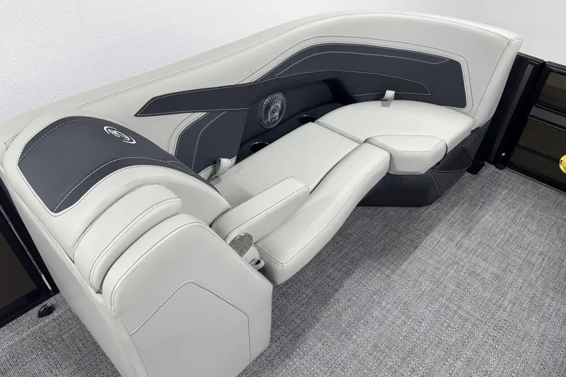 Slide: The Image of 2026 Barletta Cabrio 24UE boat interior with luxurious seating and modern design. - 29