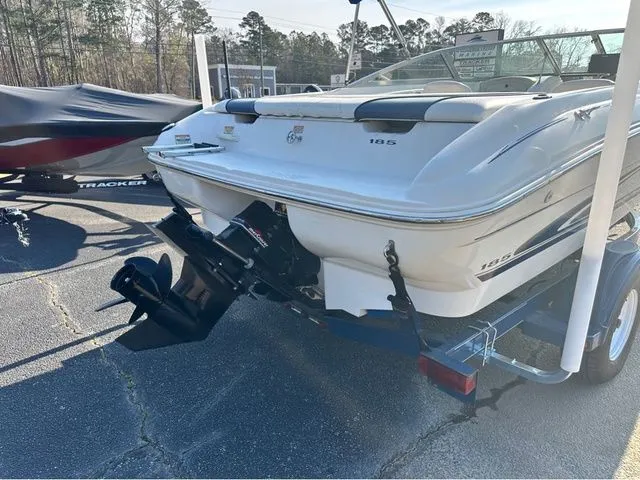 Slide: The Image of Sea Ray 185 1999 - 3