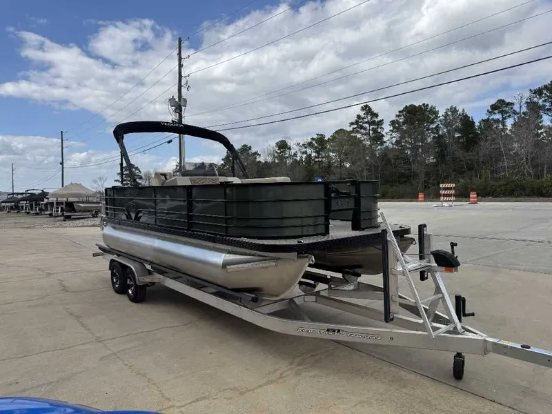 Slide: The Image of Veranda Vista 20F4 2026 - 18