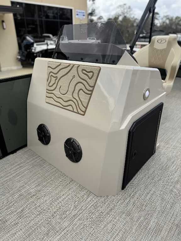 Slide: The Image of Veranda Vista 20F4 2026 - 8