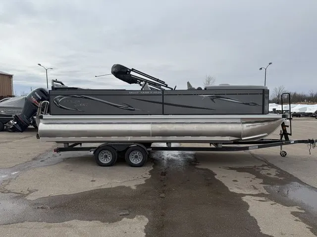 The Image of Angler Quest 8522 Family Fish 2025 - 1