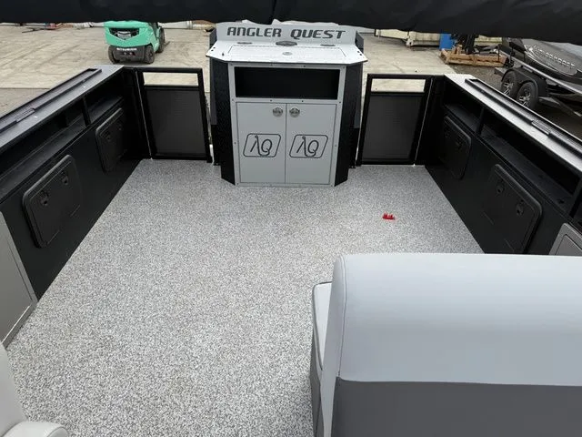 Slide: The Image of Angler Quest 8522 Family Fish 2025 - 8