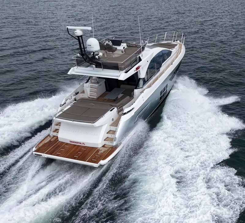 Slide: The Image of Azimut S6 2020 - 12