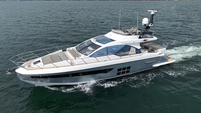 Slide: The Image of Azimut S6 2020 - 2