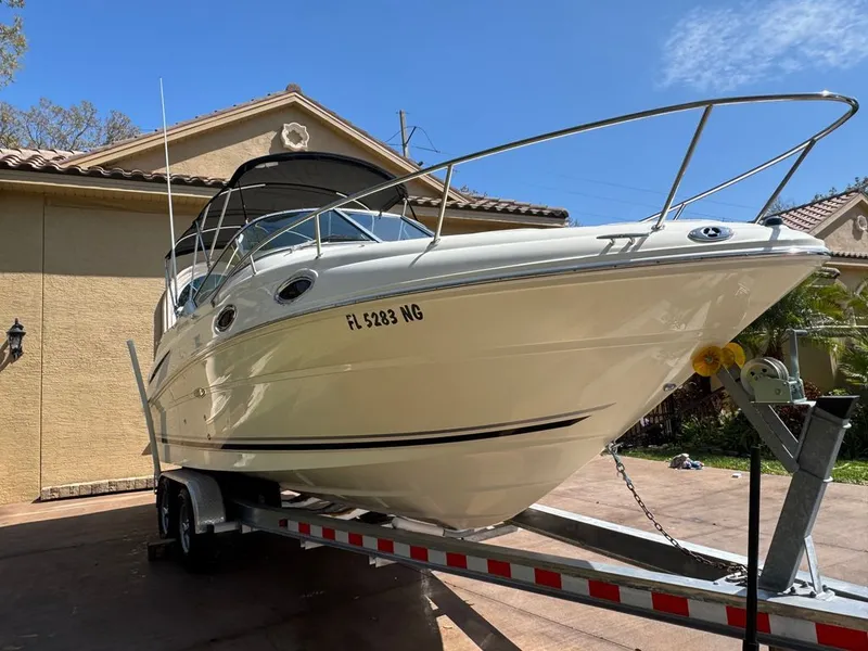 Slide: The Image of Sea Ray 240 Sundancer 2006 - 29