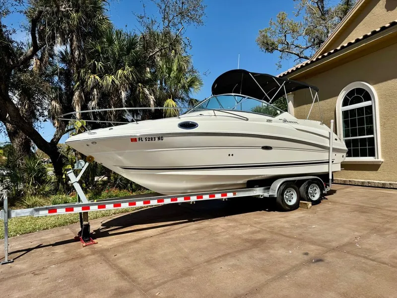 Slide: The Image of Sea Ray 240 Sundancer 2006 - 32