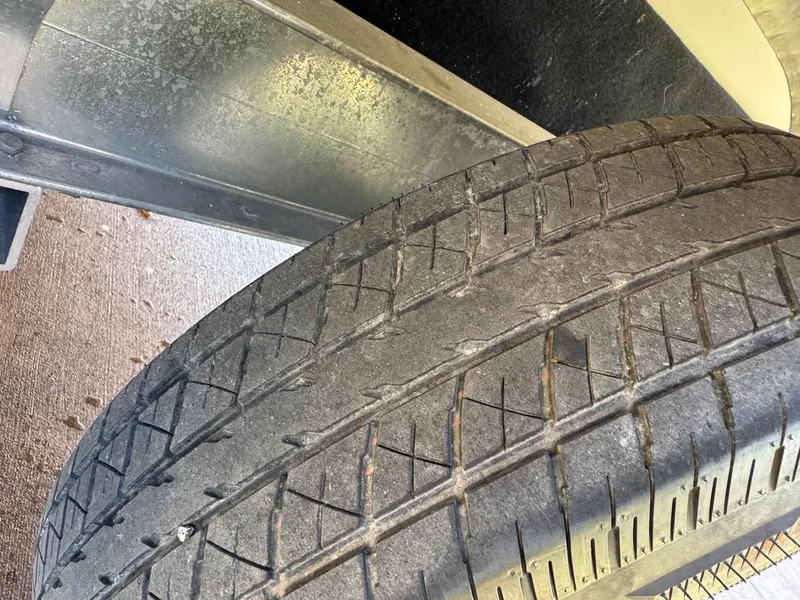 Slide: The Image of Sea Ray 240 Sundancer 2006 - 36