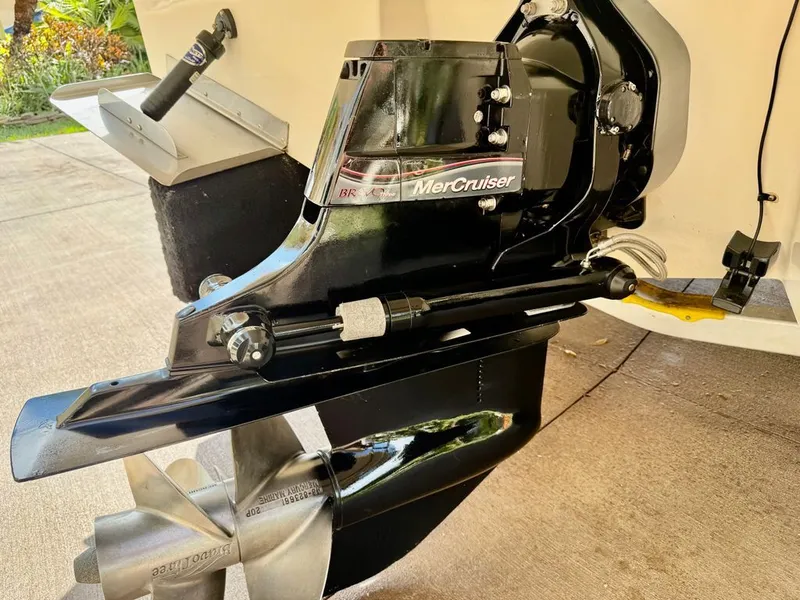 Slide: The Image of Sea Ray 240 Sundancer 2006 - 38