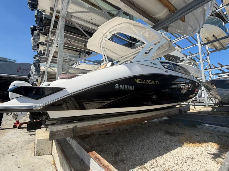 Slide: The Image of Yamaha 275SD 2022 - 8